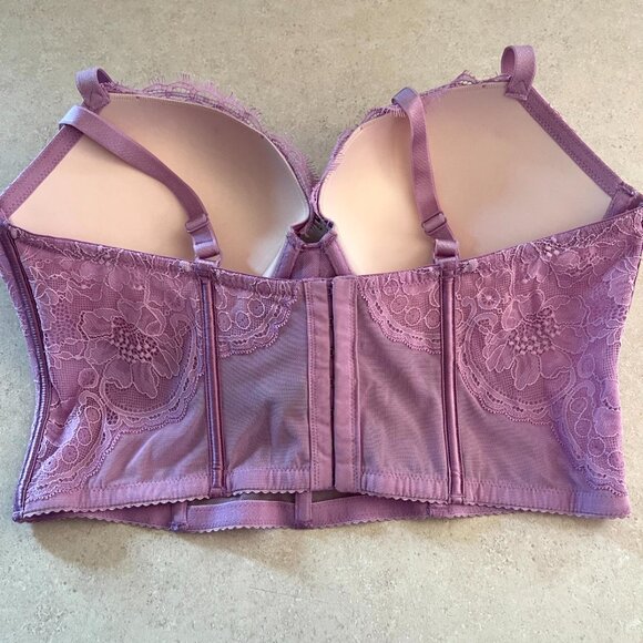 Victoria's Secret Very Sexy Push Up Bra Purple Lace Size 38D Corset - Picture 6 of 8